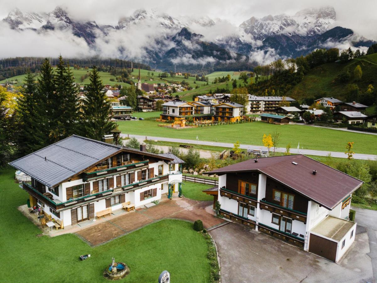 Appartements Dreimaederlhaus Maria Alm am Steinernen Meer Exterior foto